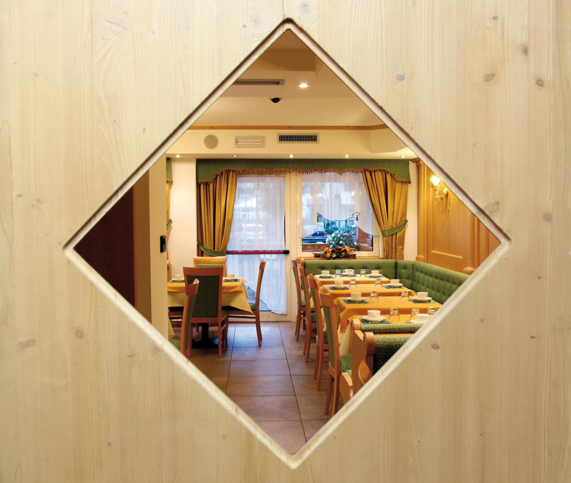 Hotel Gran Vacanze Rooms & Apartments Dimaro Dış mekan fotoğraf