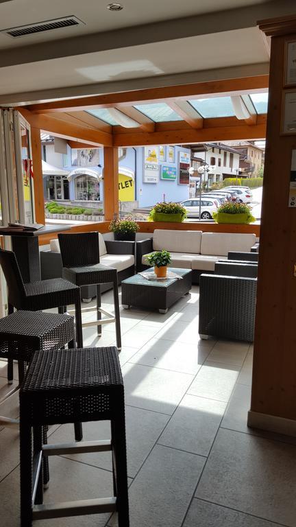 Hotel Gran Vacanze Rooms & Apartments Dimaro Dış mekan fotoğraf